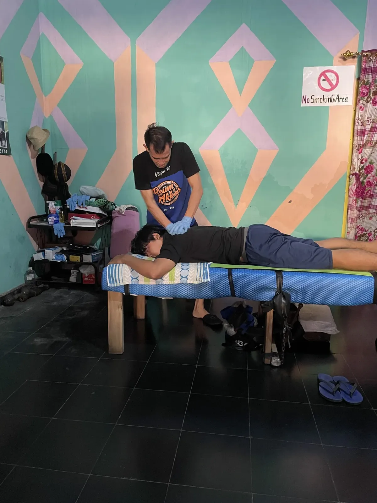 Terapi Kretek NgapakMaster HT