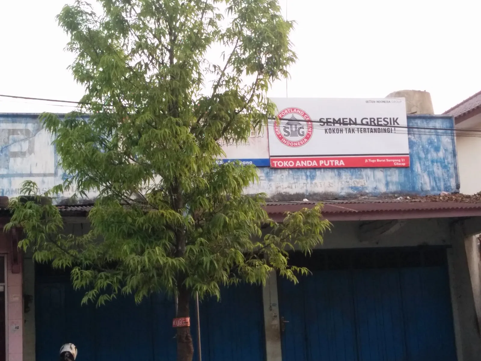 Toko Bangunan Anda