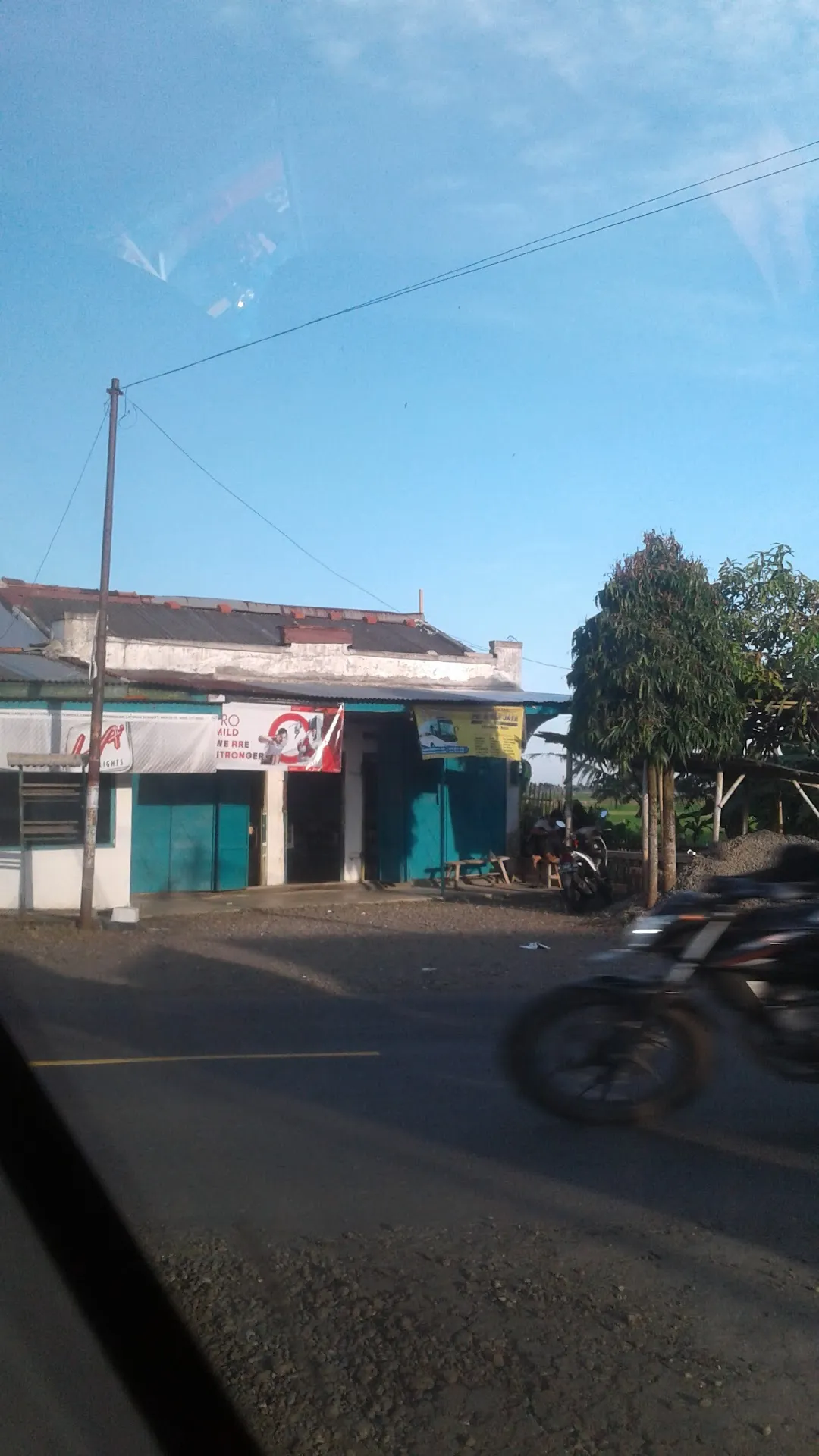 Toko Bangunan Pak Kuat Ismail