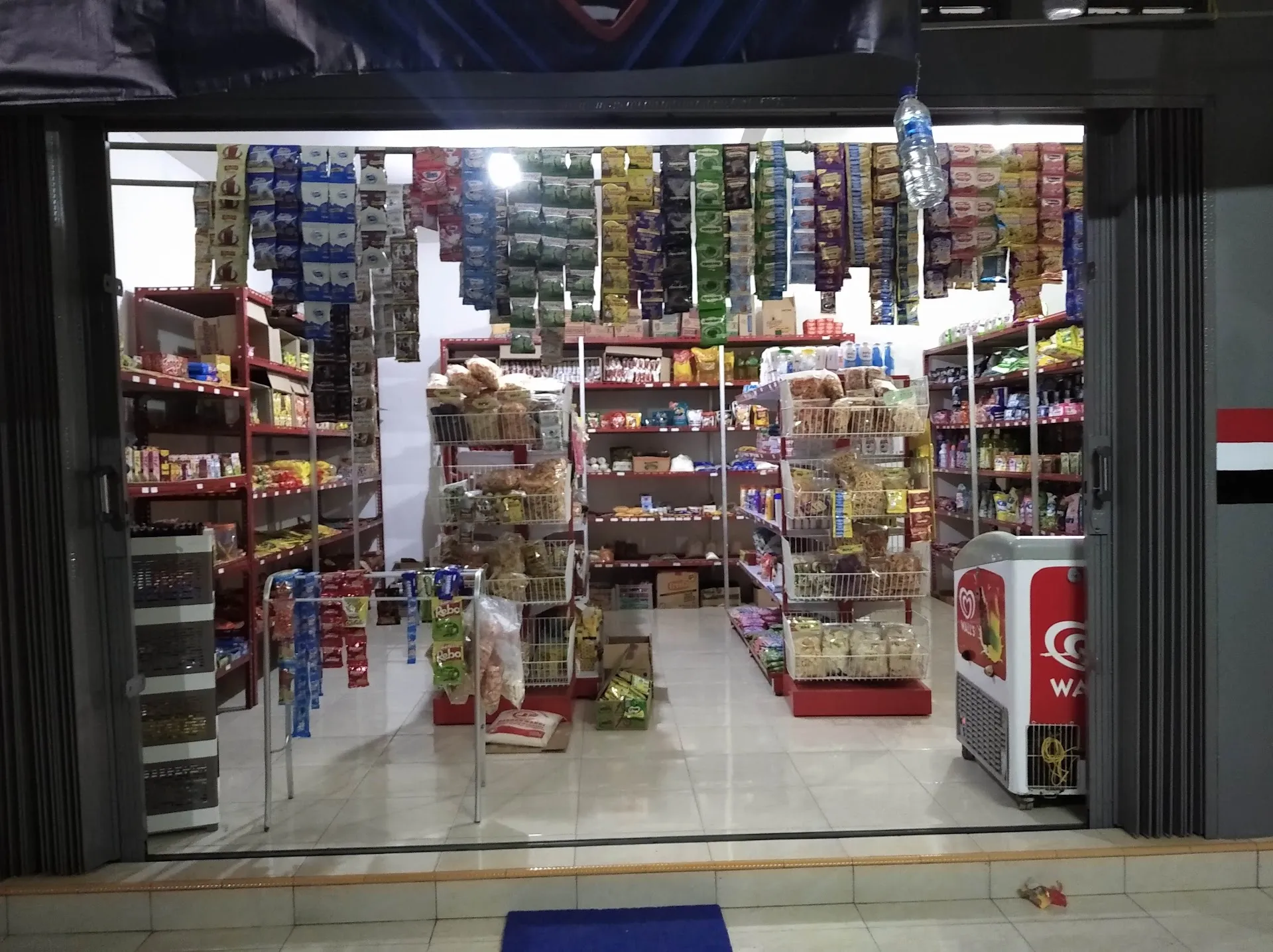 Toko Berkah minimarket&lampu
