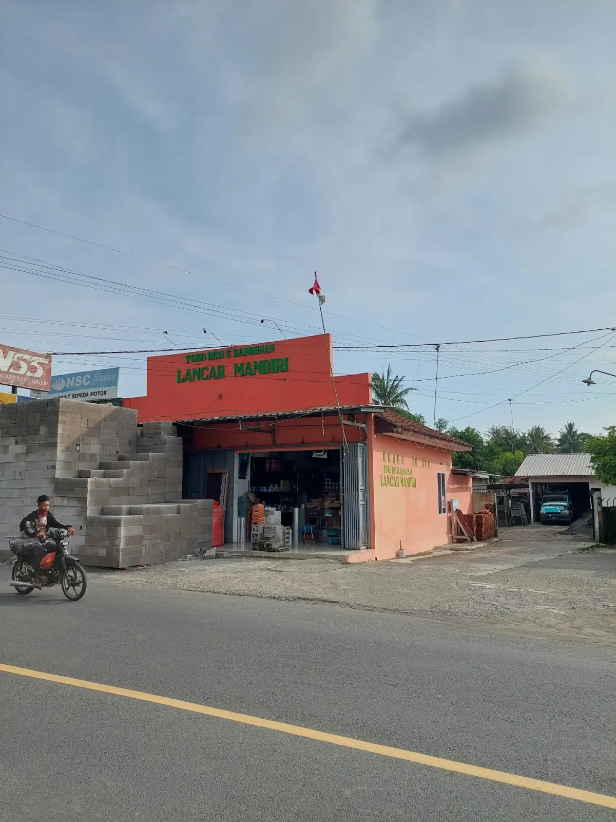 Toko Besi & Bangunan LANCAR MANDIRI