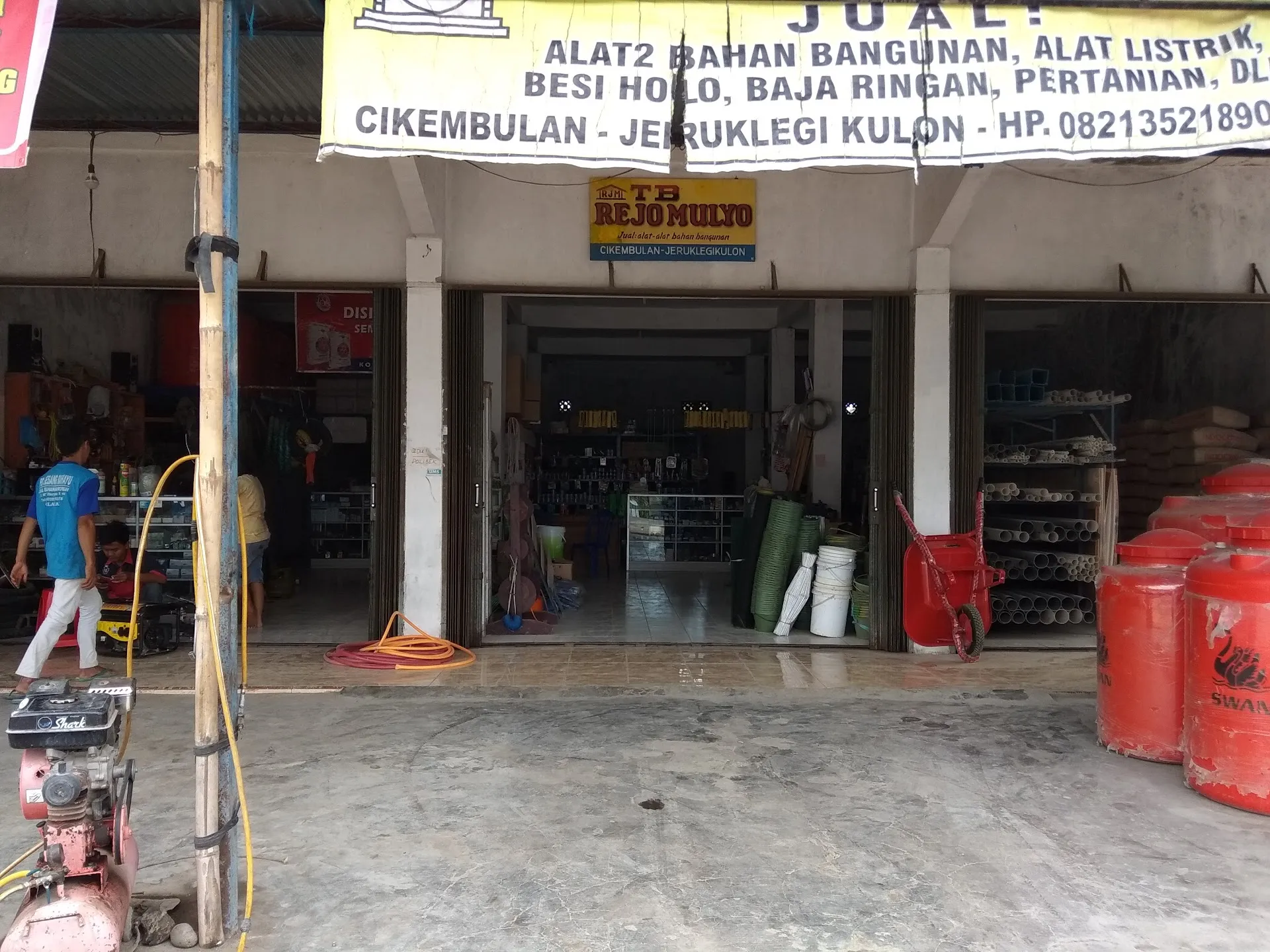 Toko Besi Rjm
