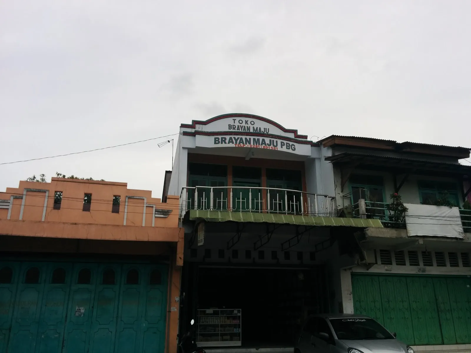 Toko Brayan Maju Kembaran