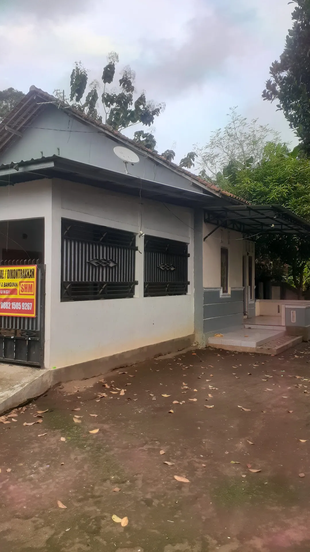 Toko Bu Kesti Kuripan