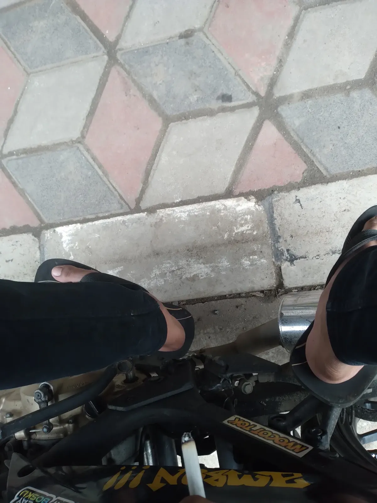 Toko bumbu dan gesek bu kasminah