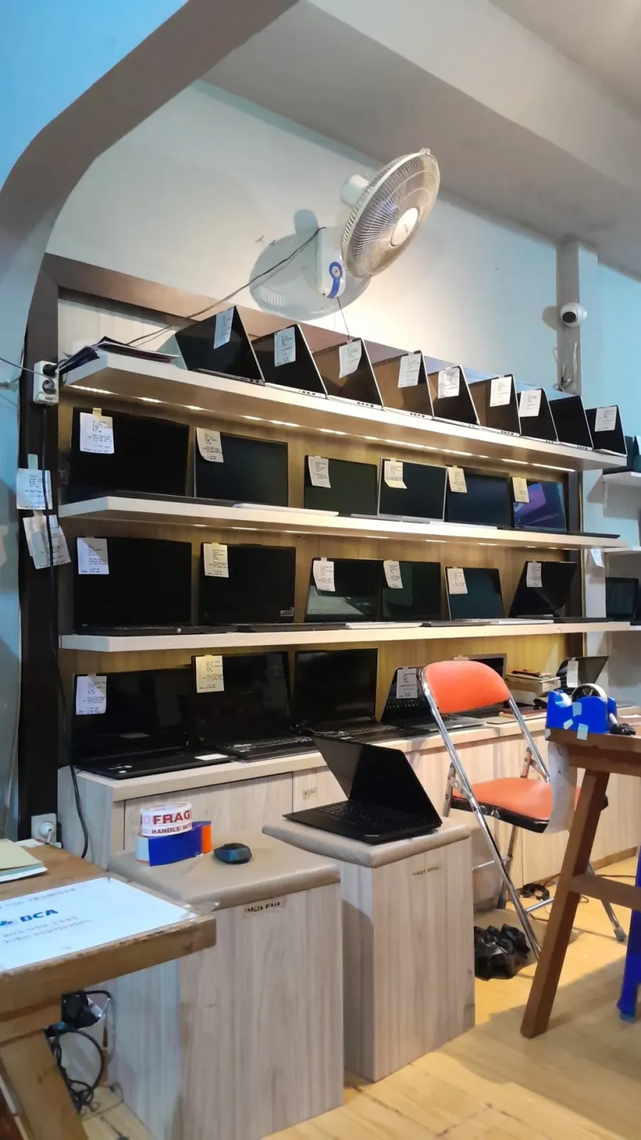 Paint Mixing Store