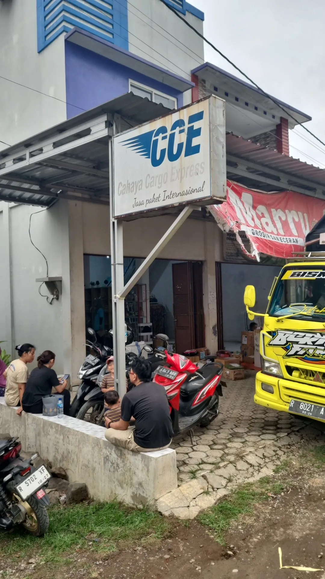 Toko Cemilan Oleh-Oleh/ paket CCE