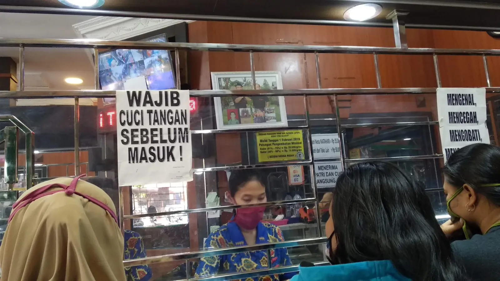 Toko Emas Matahari cabang kroya