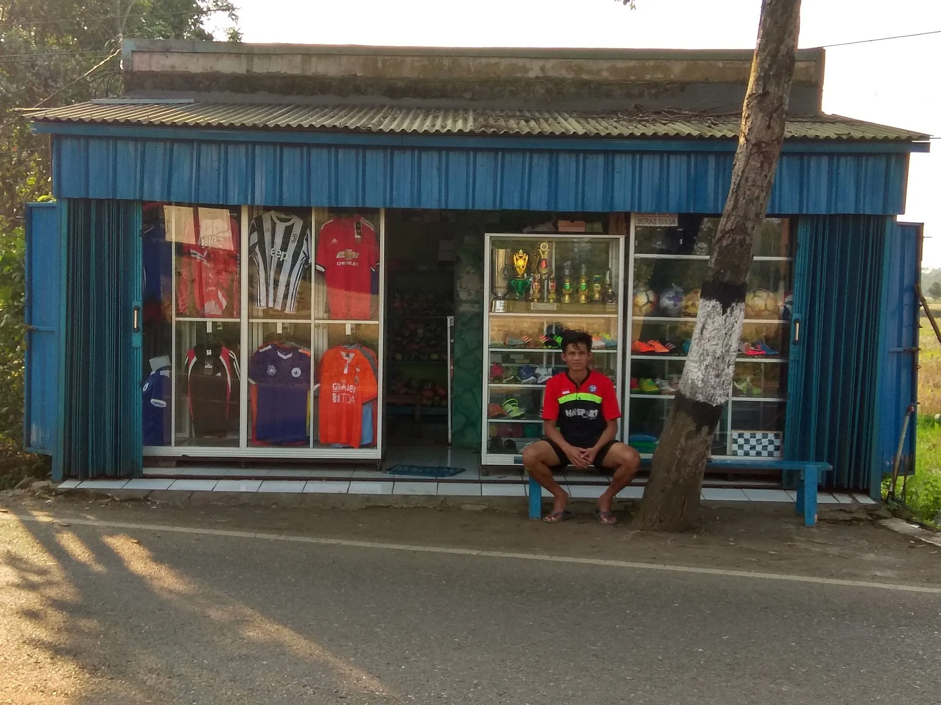 Toko Hai Sport Adool