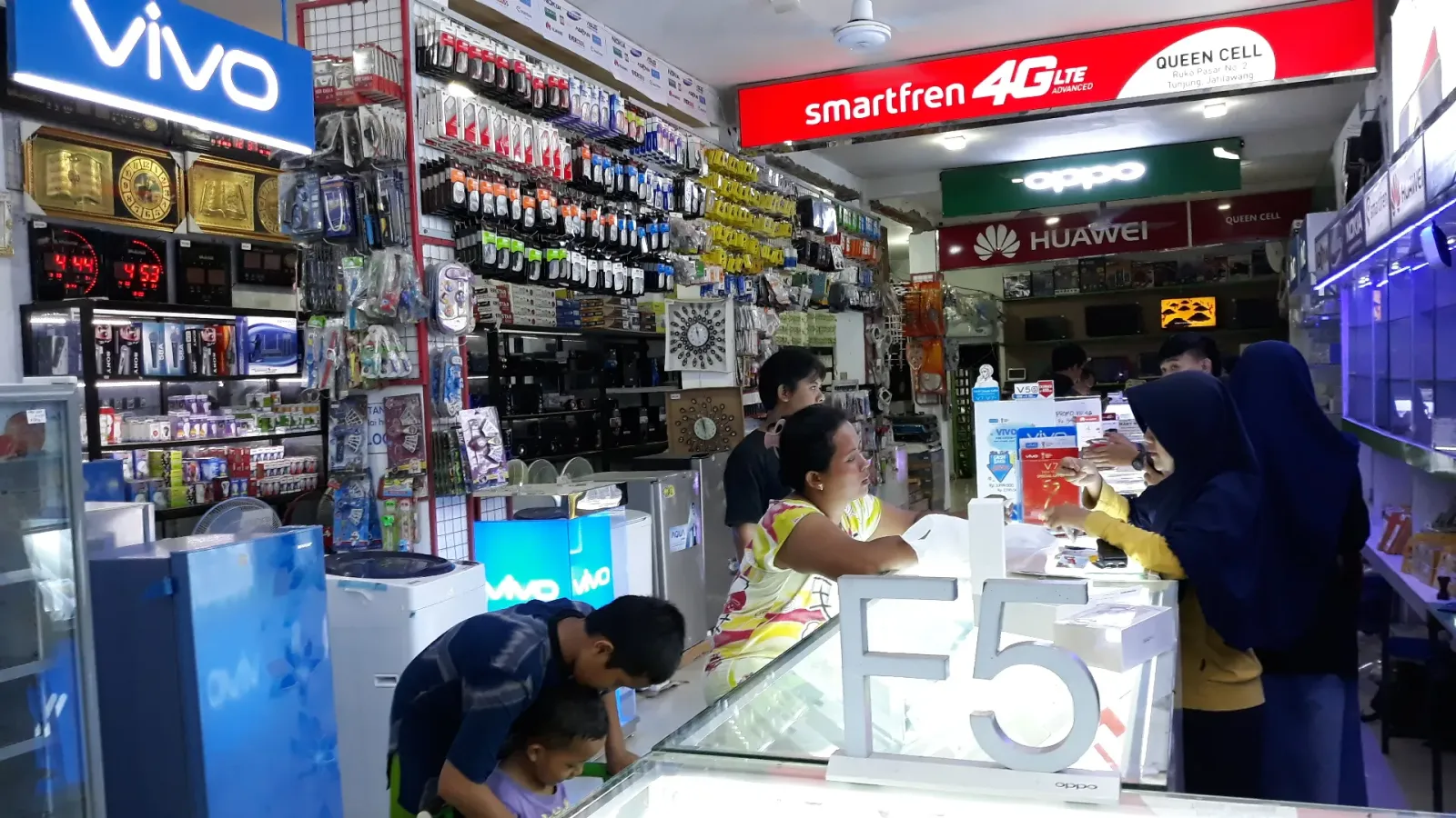 TOKO HP QUEEN CELL JATILAWANG
