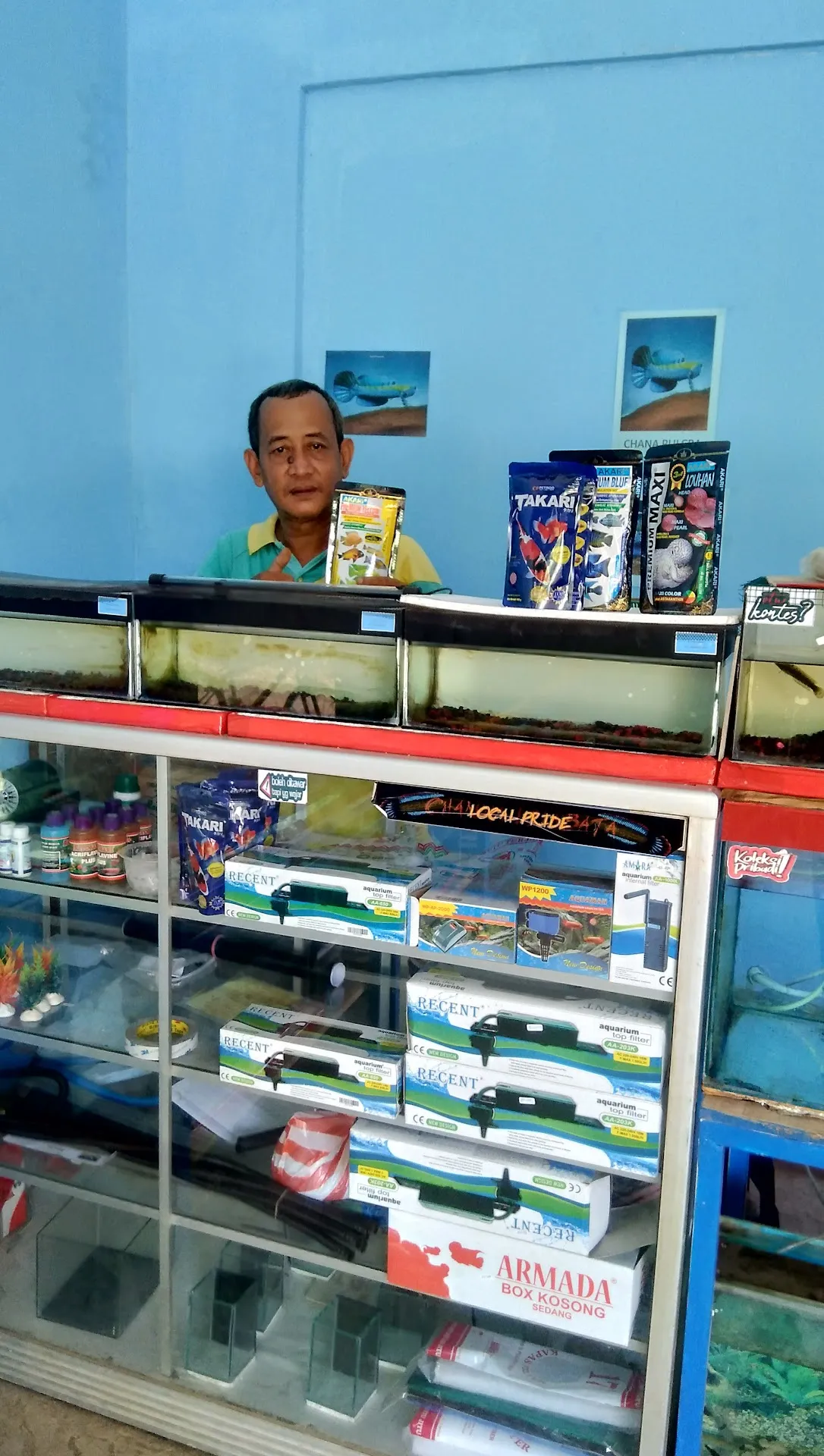 TOKO IKAN HIAS & Akuarium