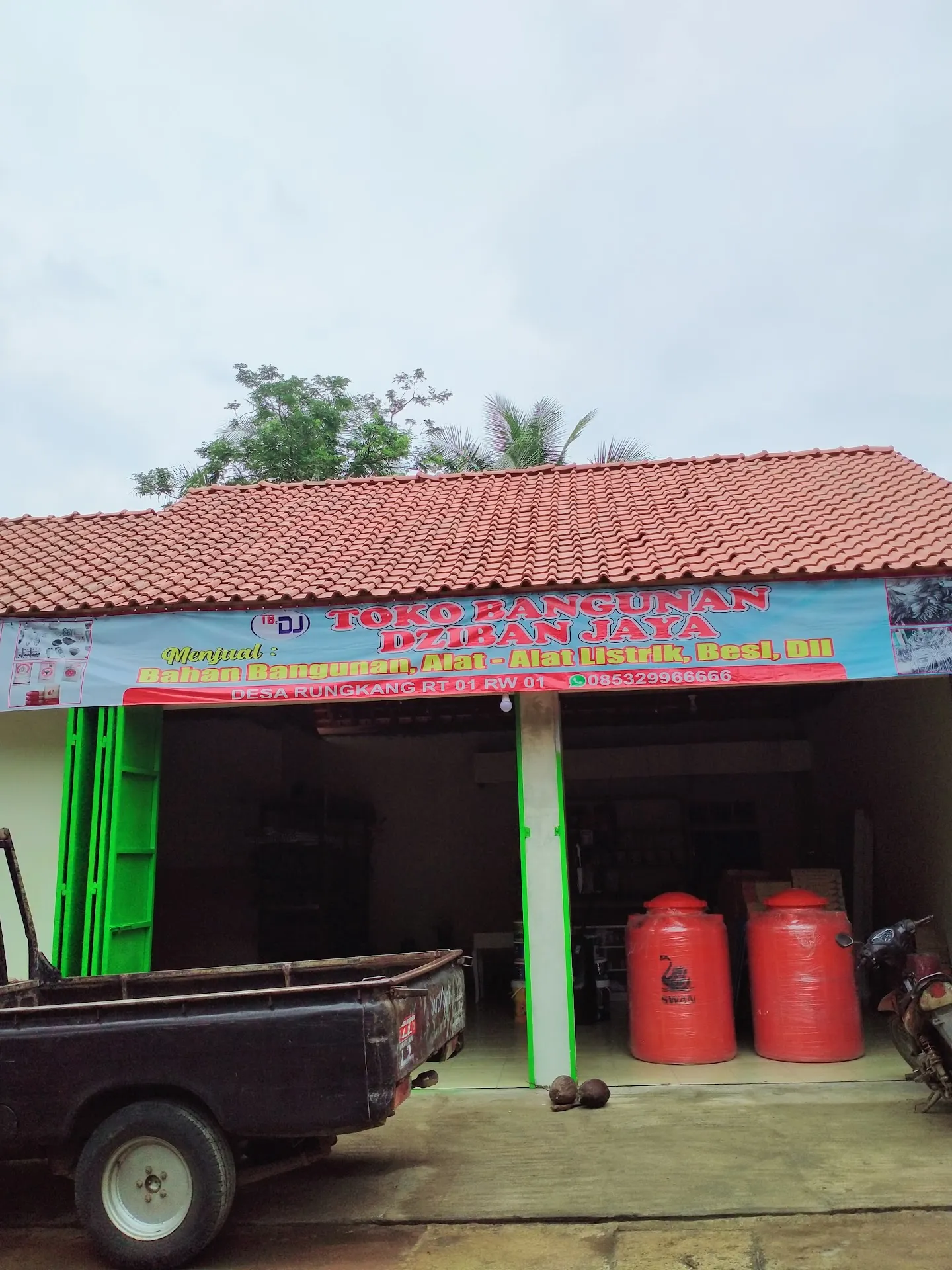 Toko kelontong Dziban jaya 2