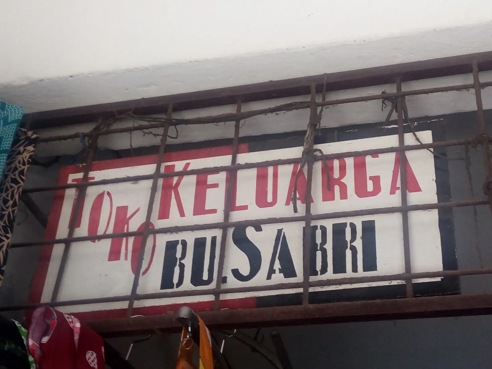 Toko Keluarga Bu. Sabri