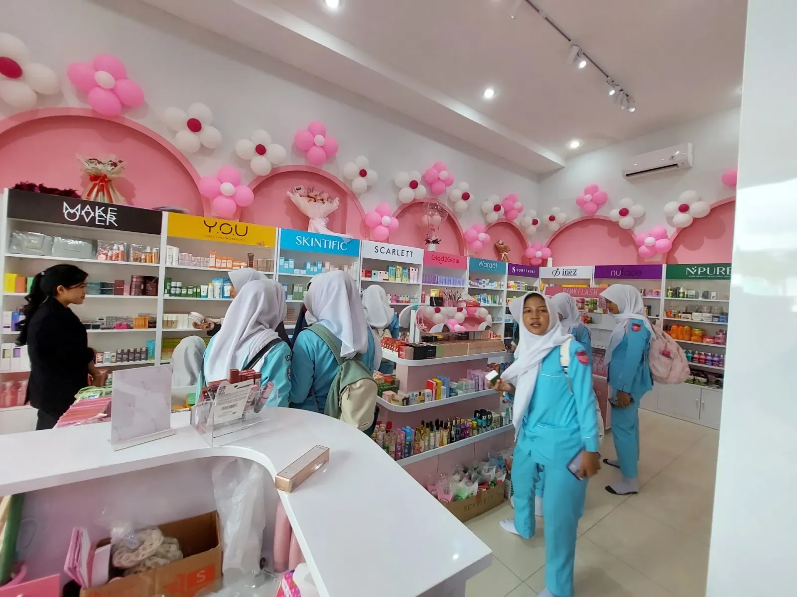 Toko Kosmetik C Beauty Jatilawang