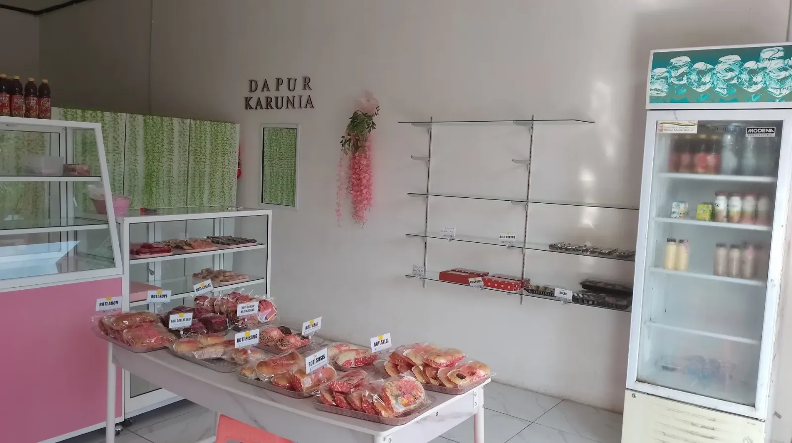 TOKO KUE DAPUR KARUNIA