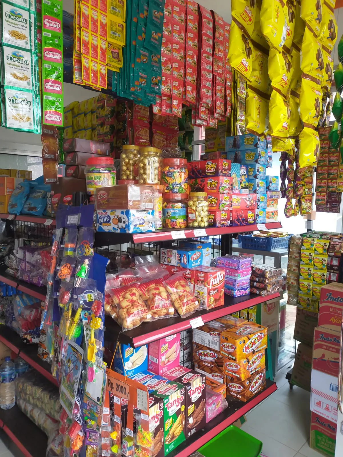 Toko LJY Snack dan Sembako