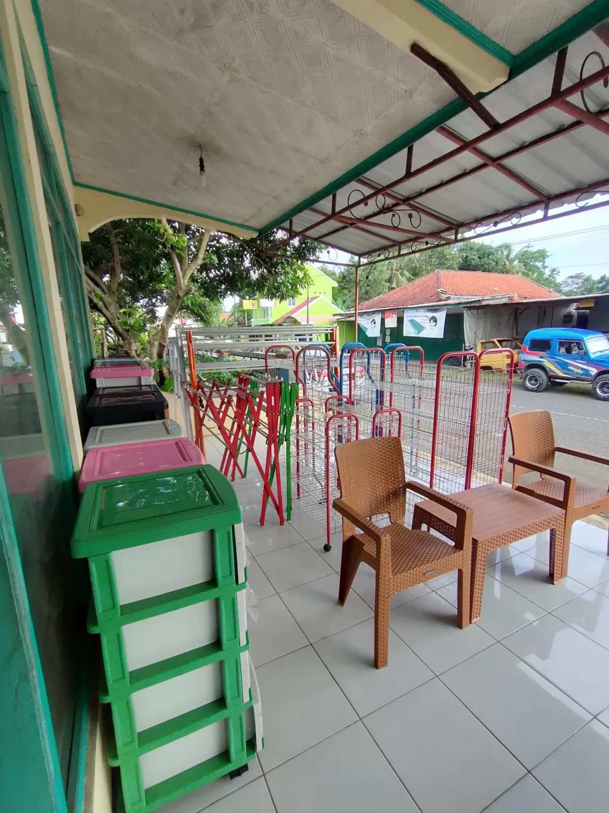 Toko Meubel Maju Jaya Sikanco