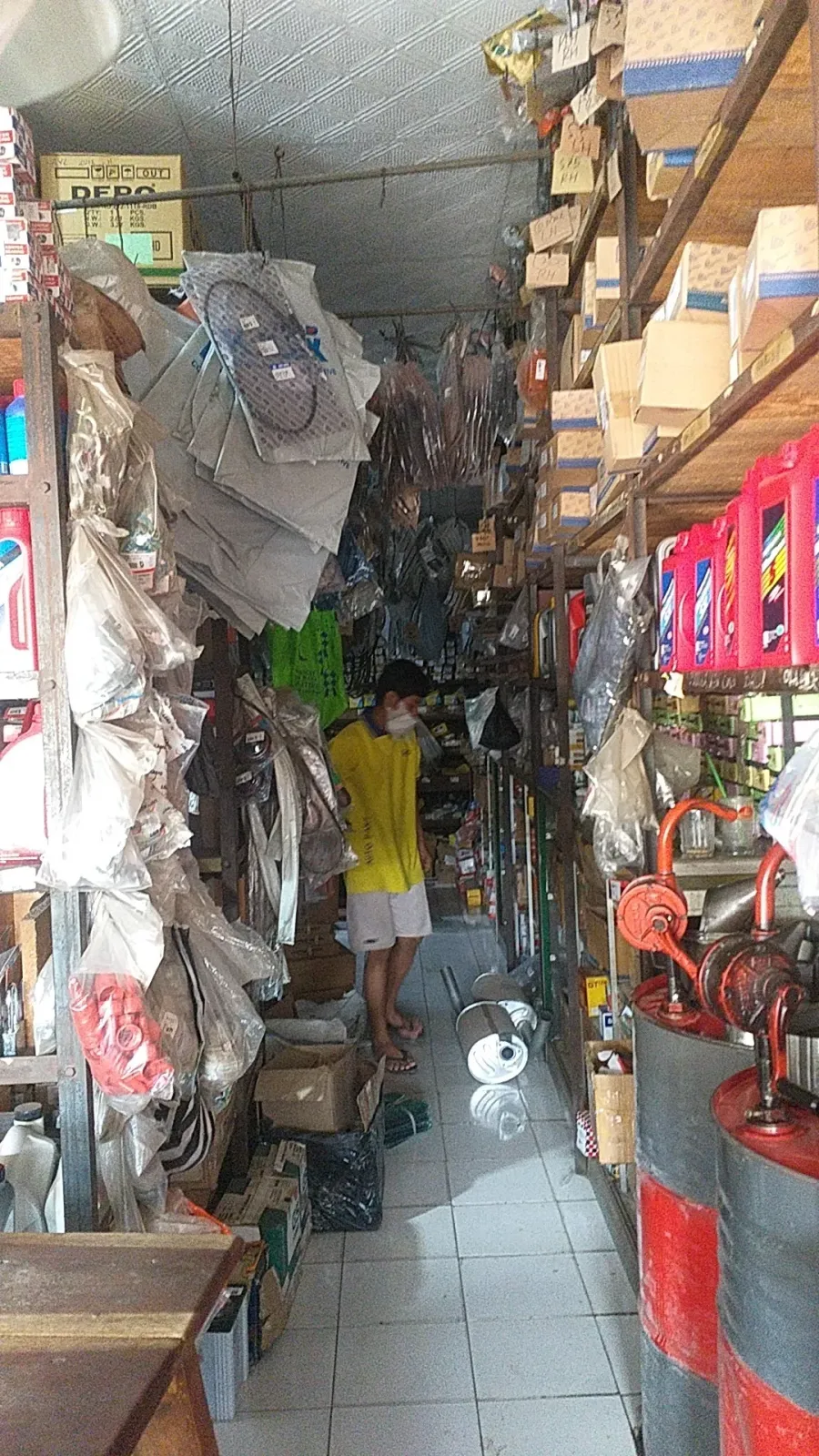 Toko Onderdil Mobil TRI JAYA MOBIL