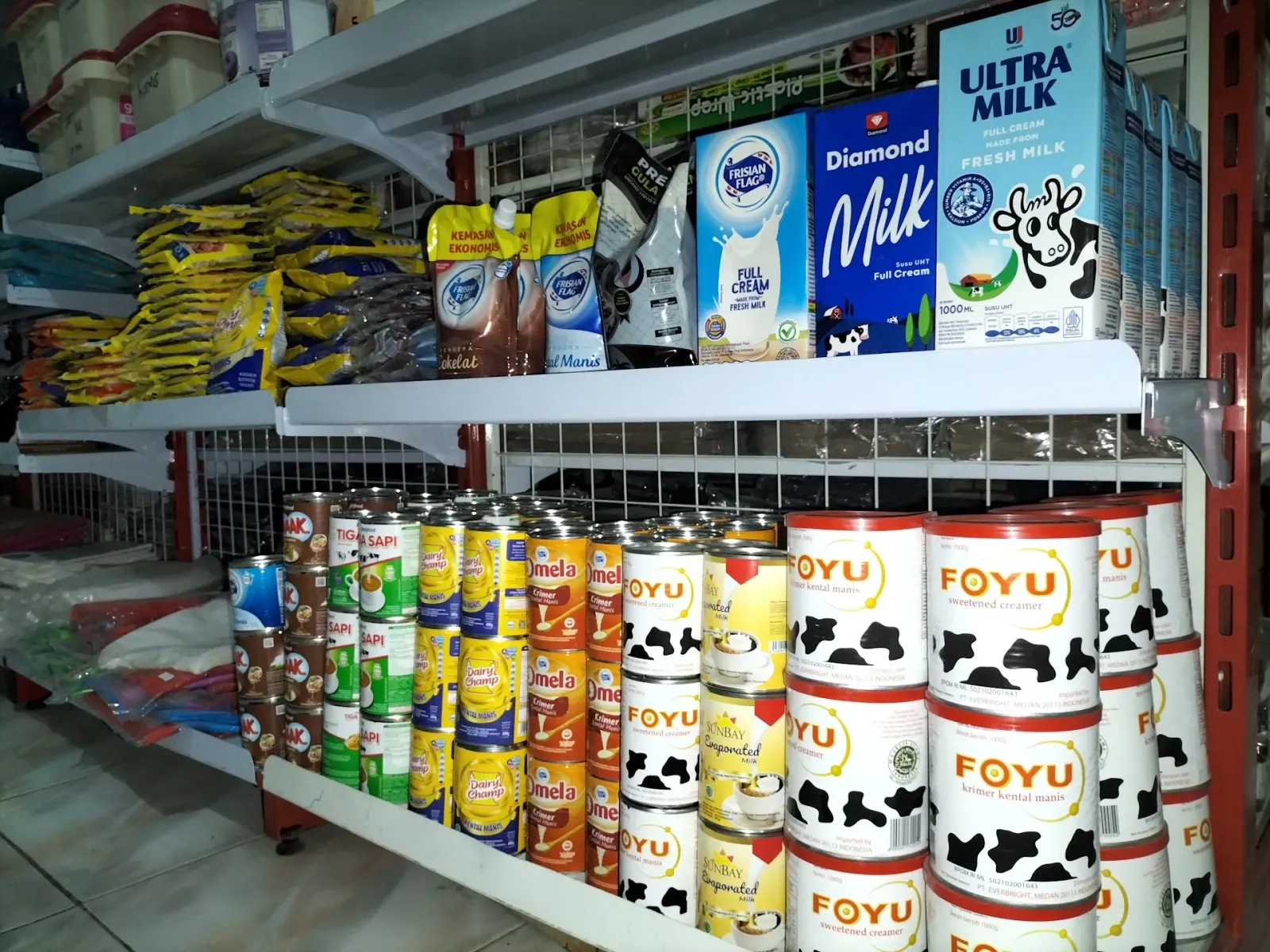 Toko Plastik dan Bahan Kue Cahaya Plastik