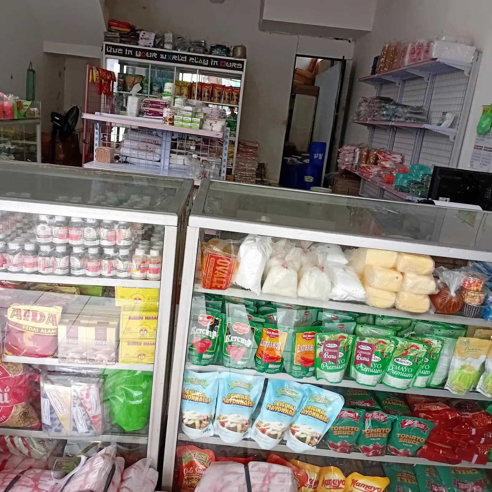 Toko Plastik Dwi Karya