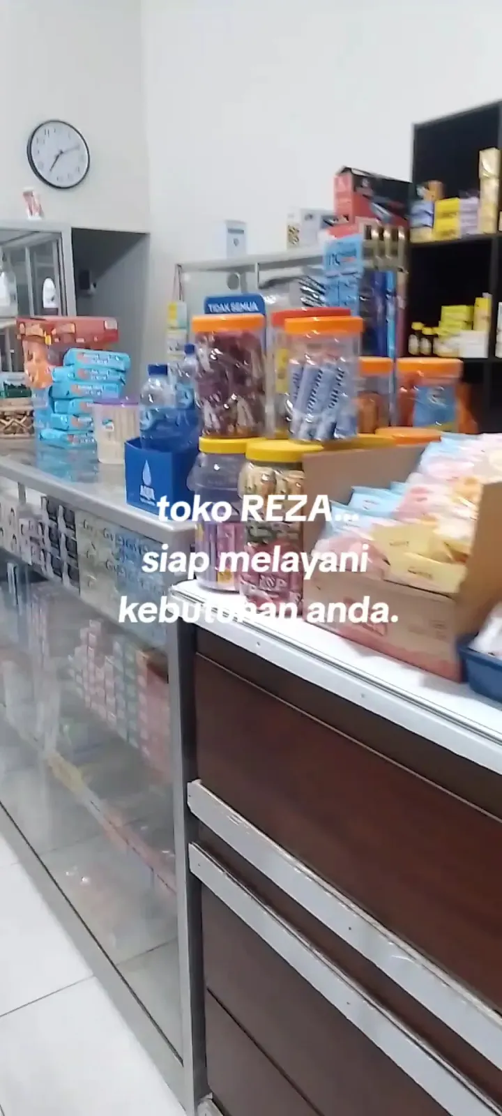 TOKO REZA