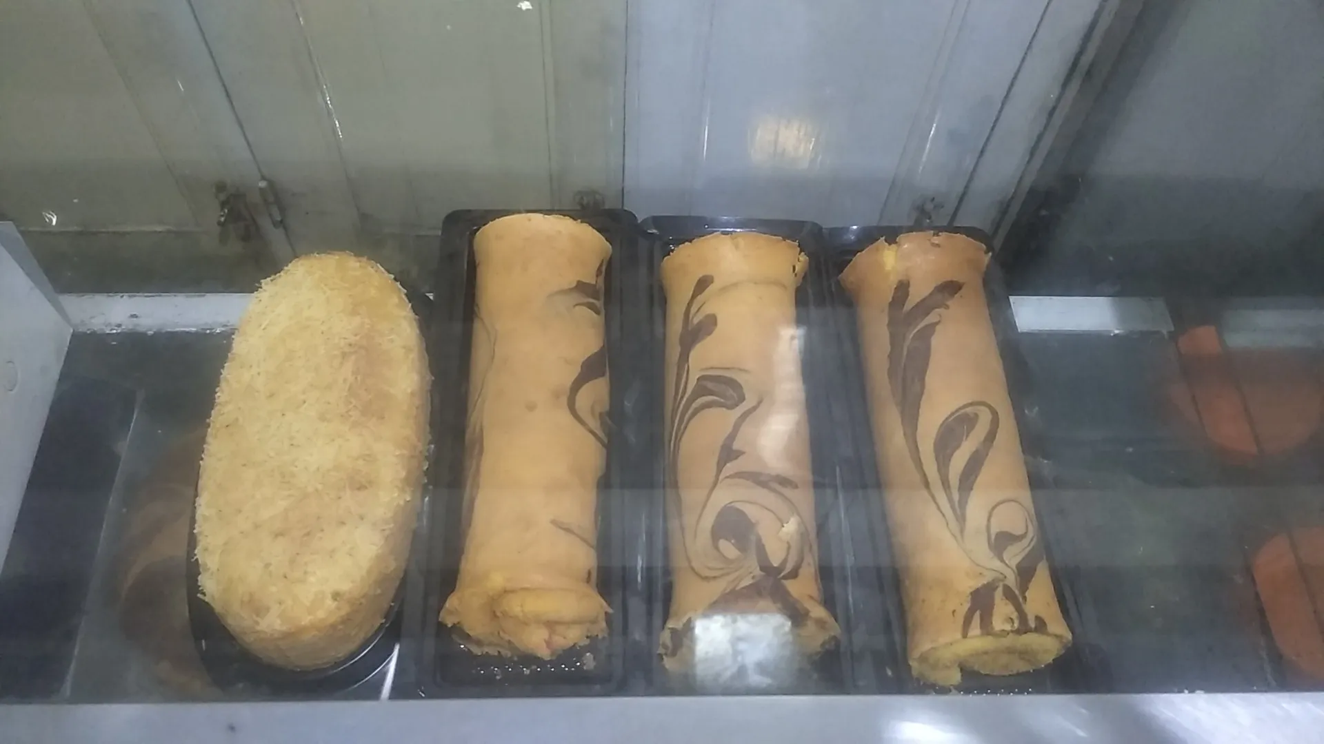 Toko Roti Podomoro