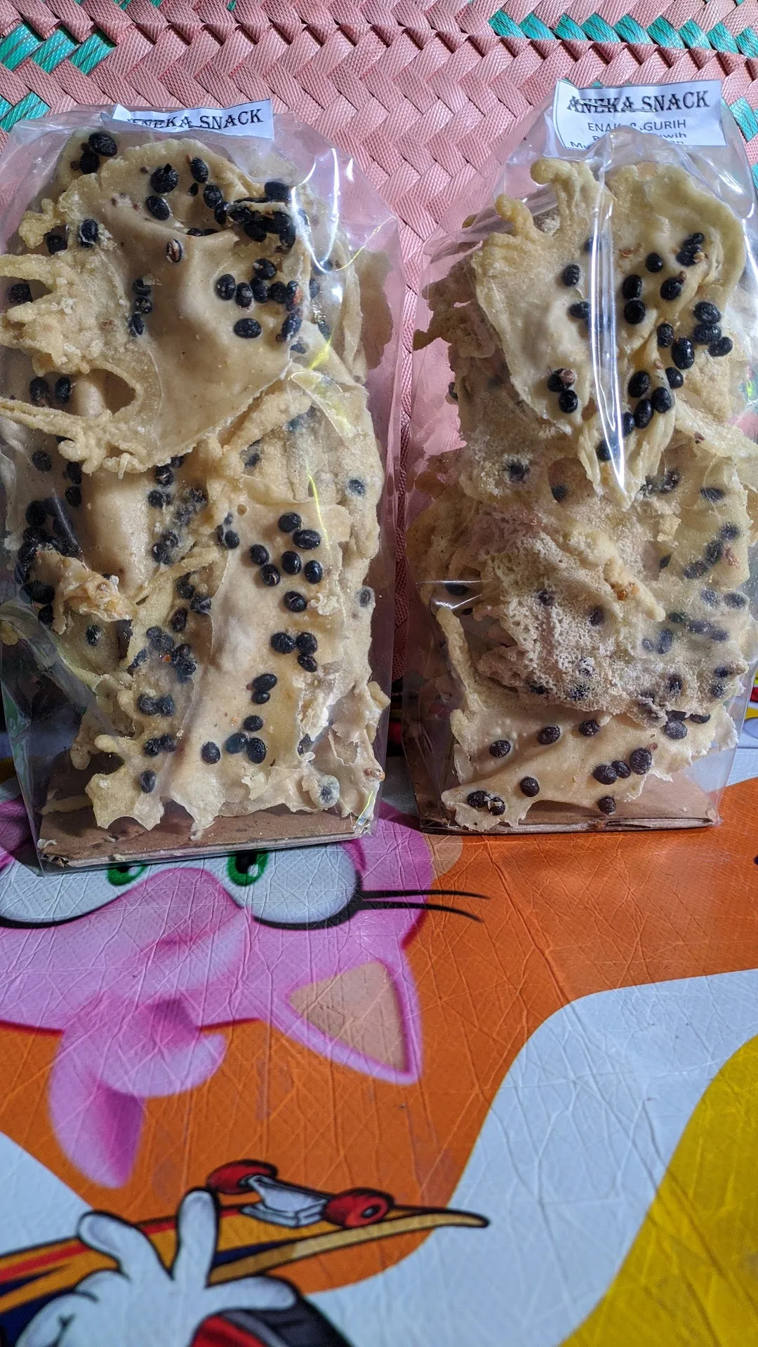 Toko Sandal & Mugi Berkah Snack Bu Kholisoh
