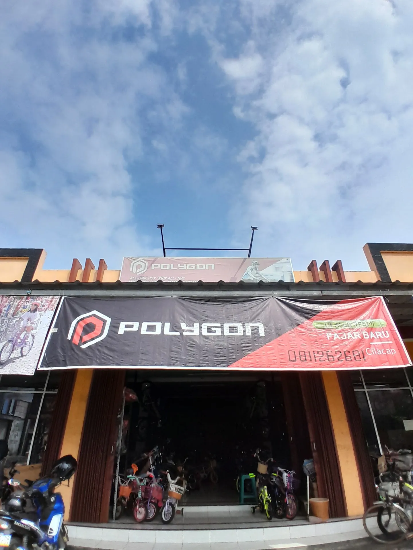 Toko Sepeda Fajar Baru