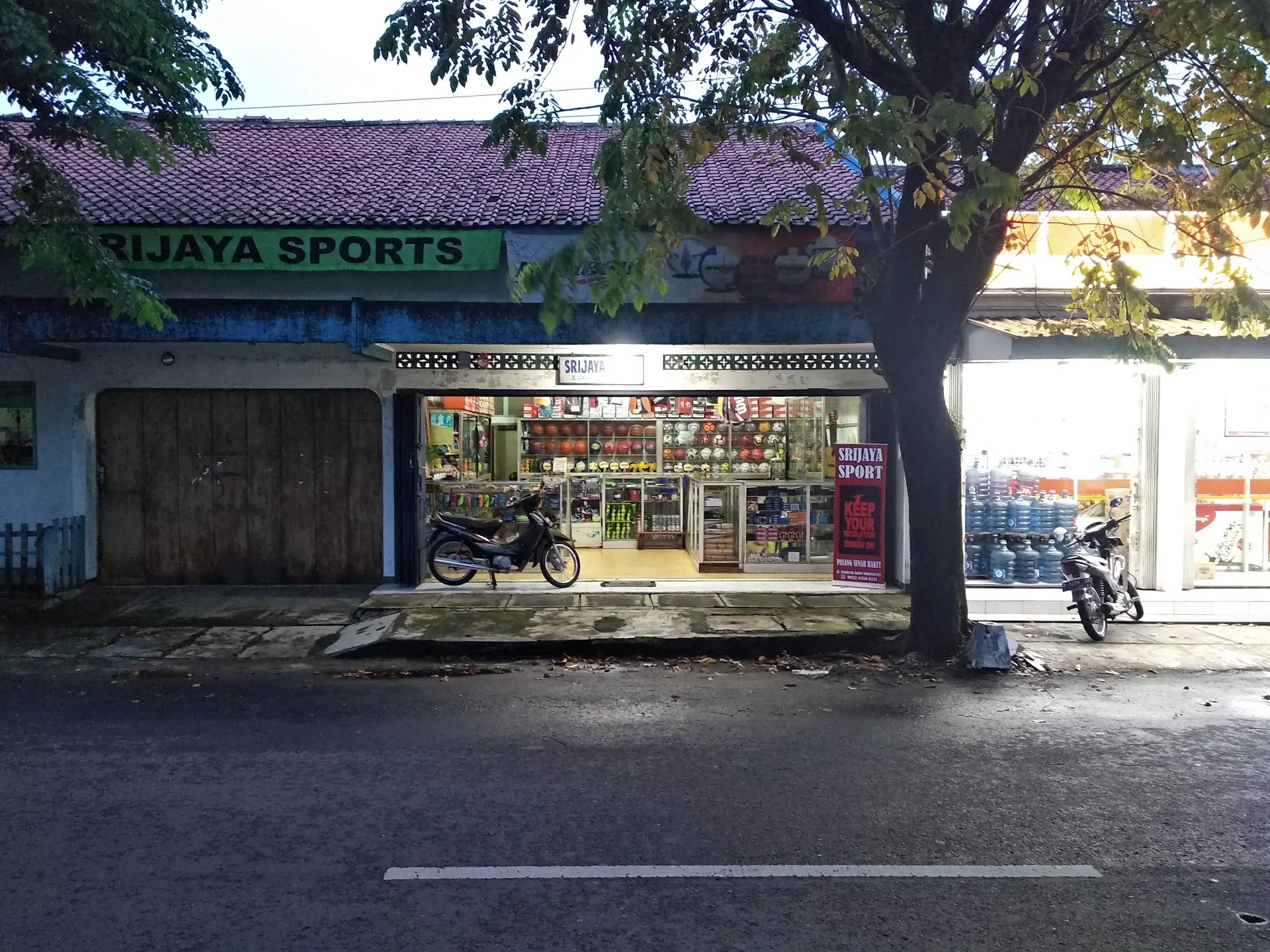 Toko Srijaya Sports