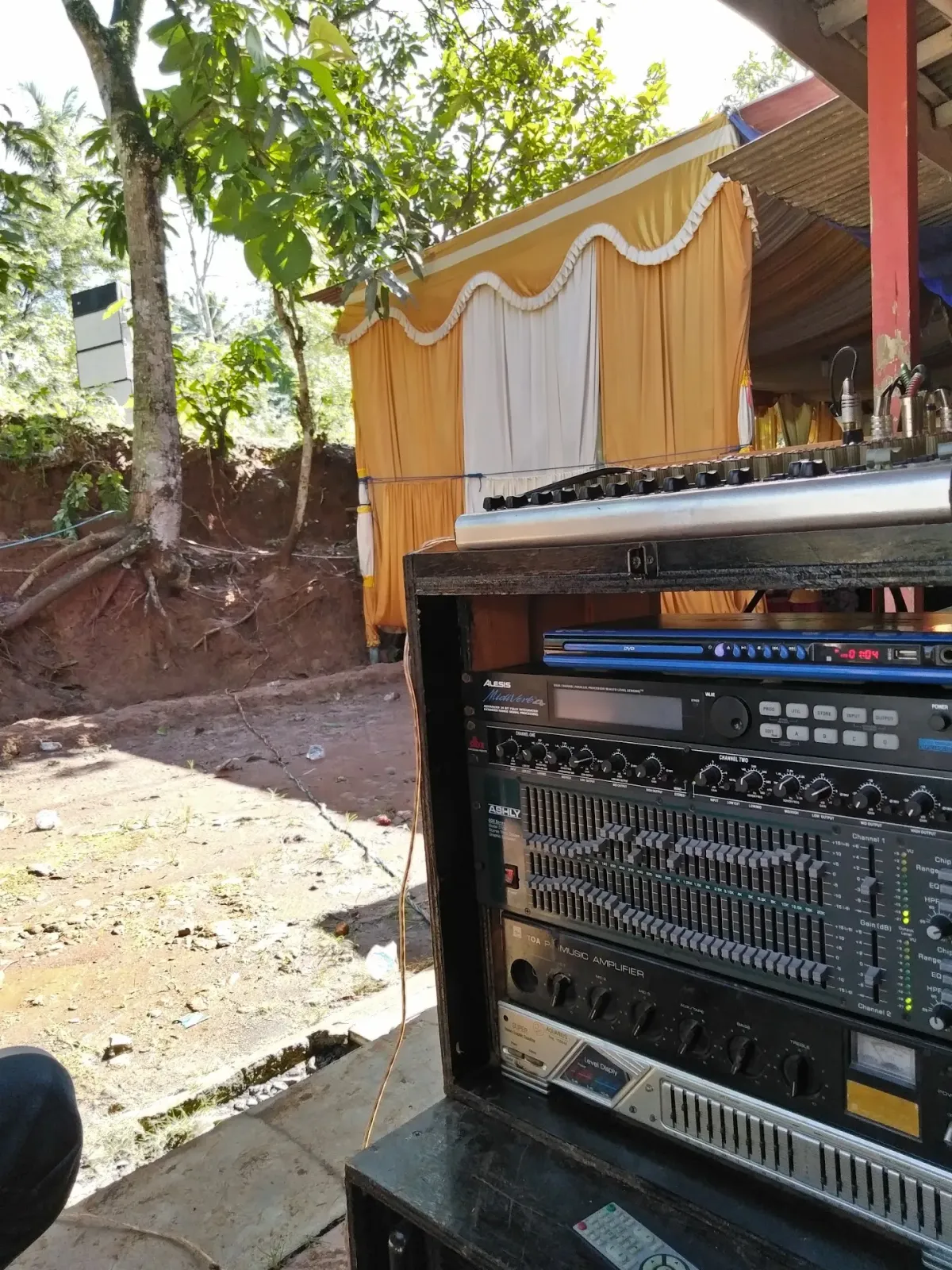 Toto Sond Audio Pro