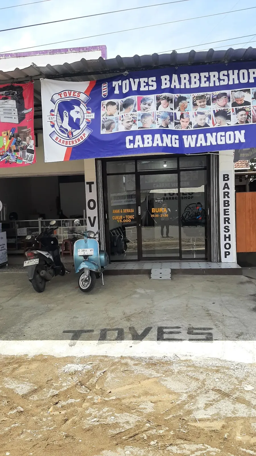 TOVES BARBERSHOP WANGON