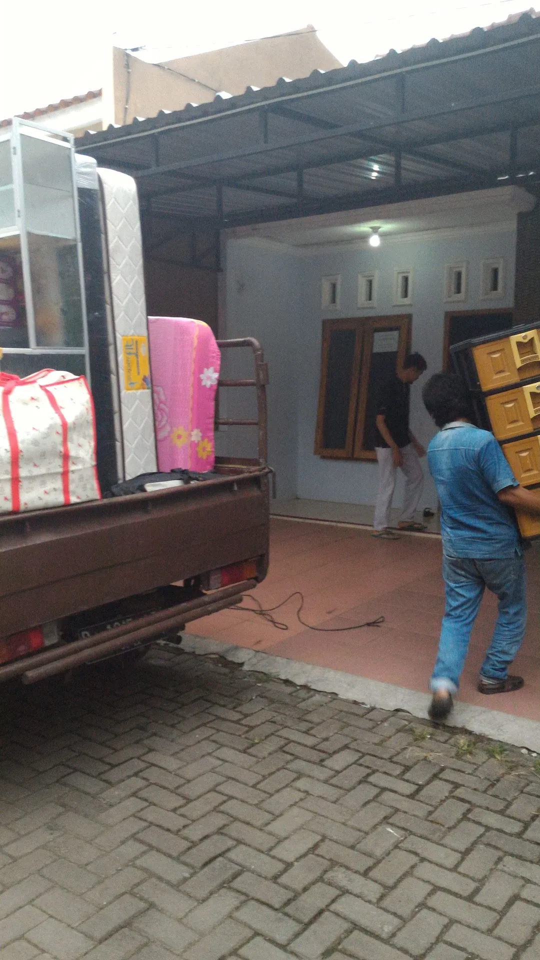 TREC TAXI BARANG