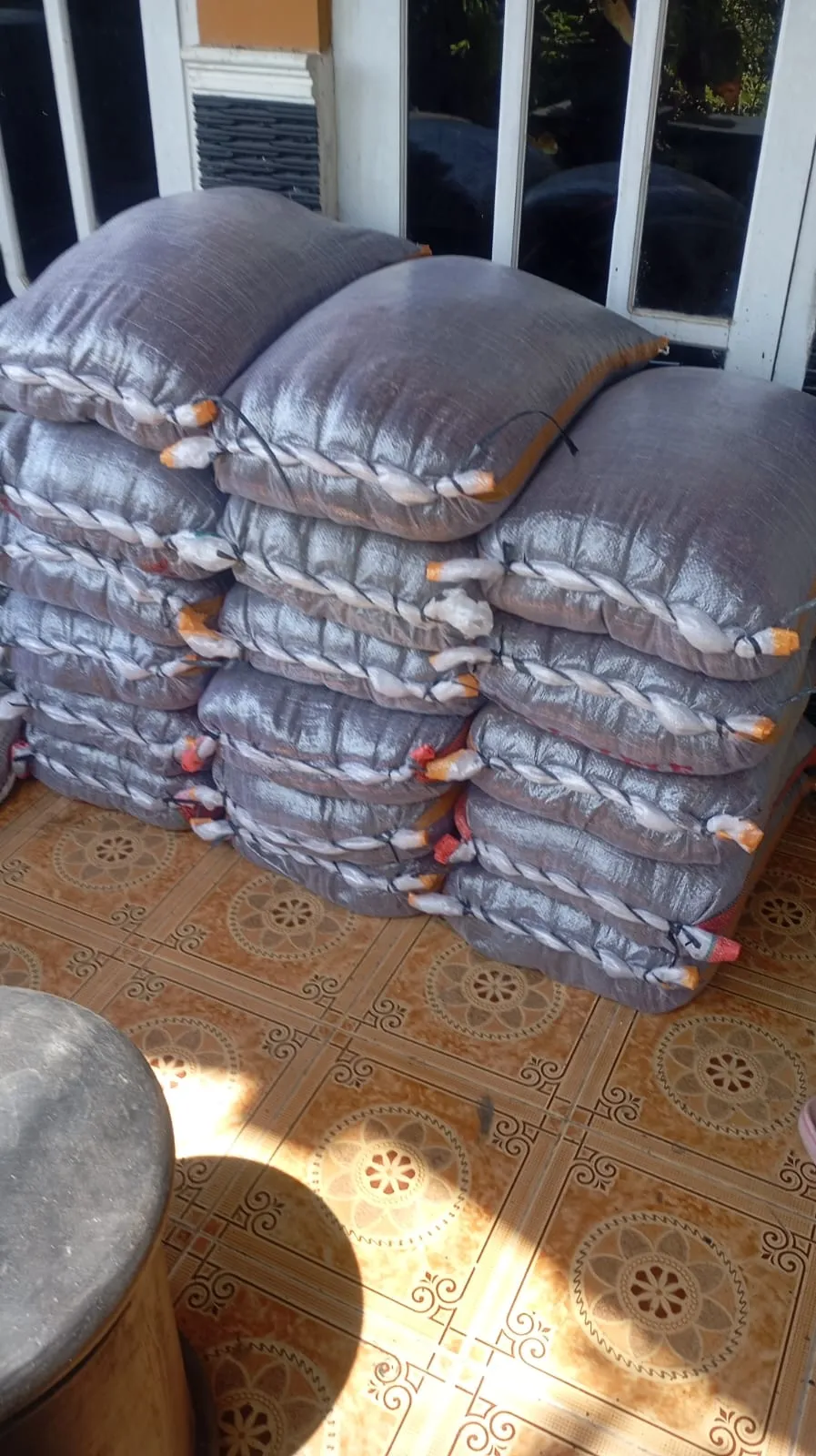 Tunas Berkah dan toko baju anak