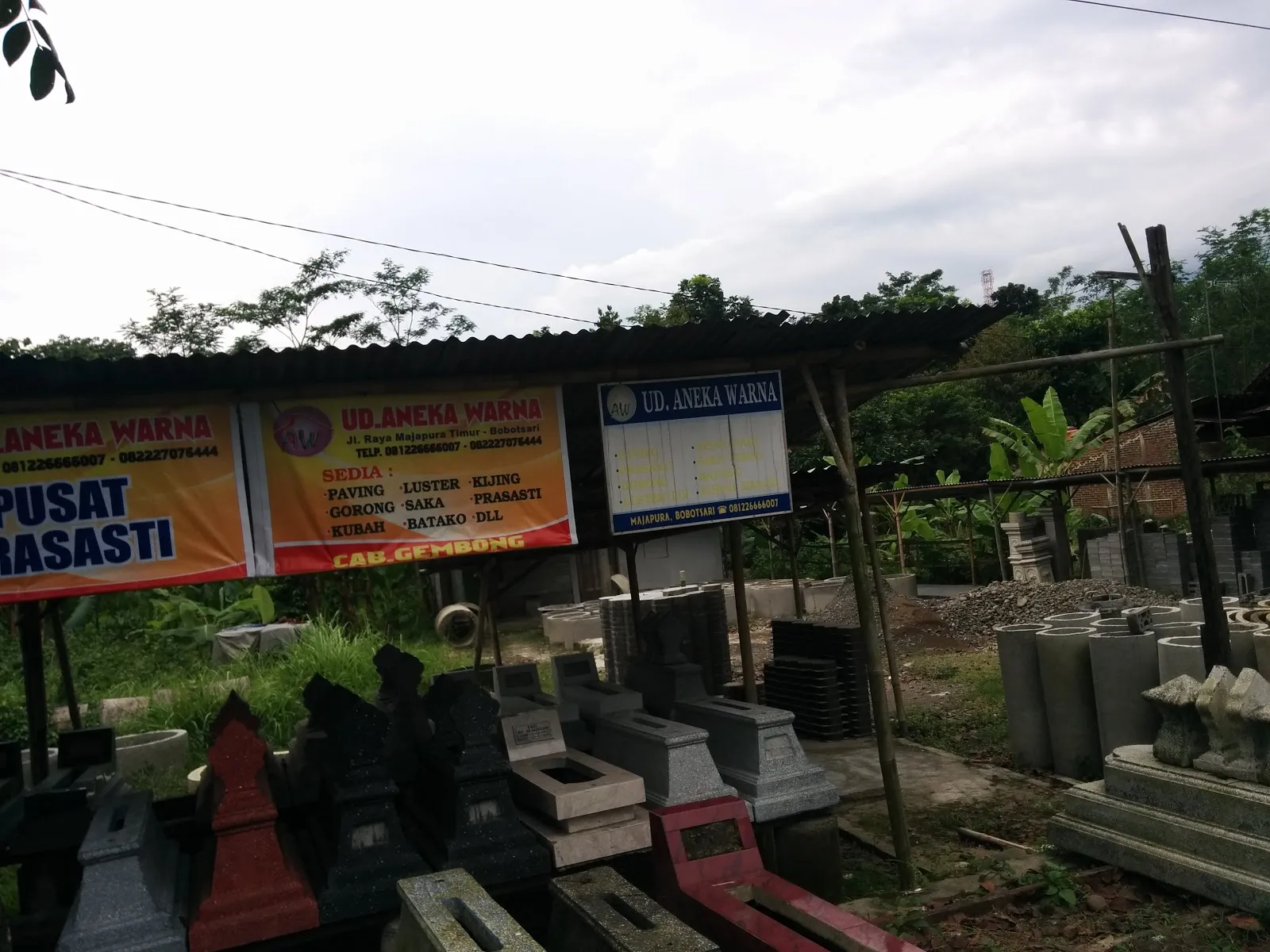 UD. ANEKA WARNA