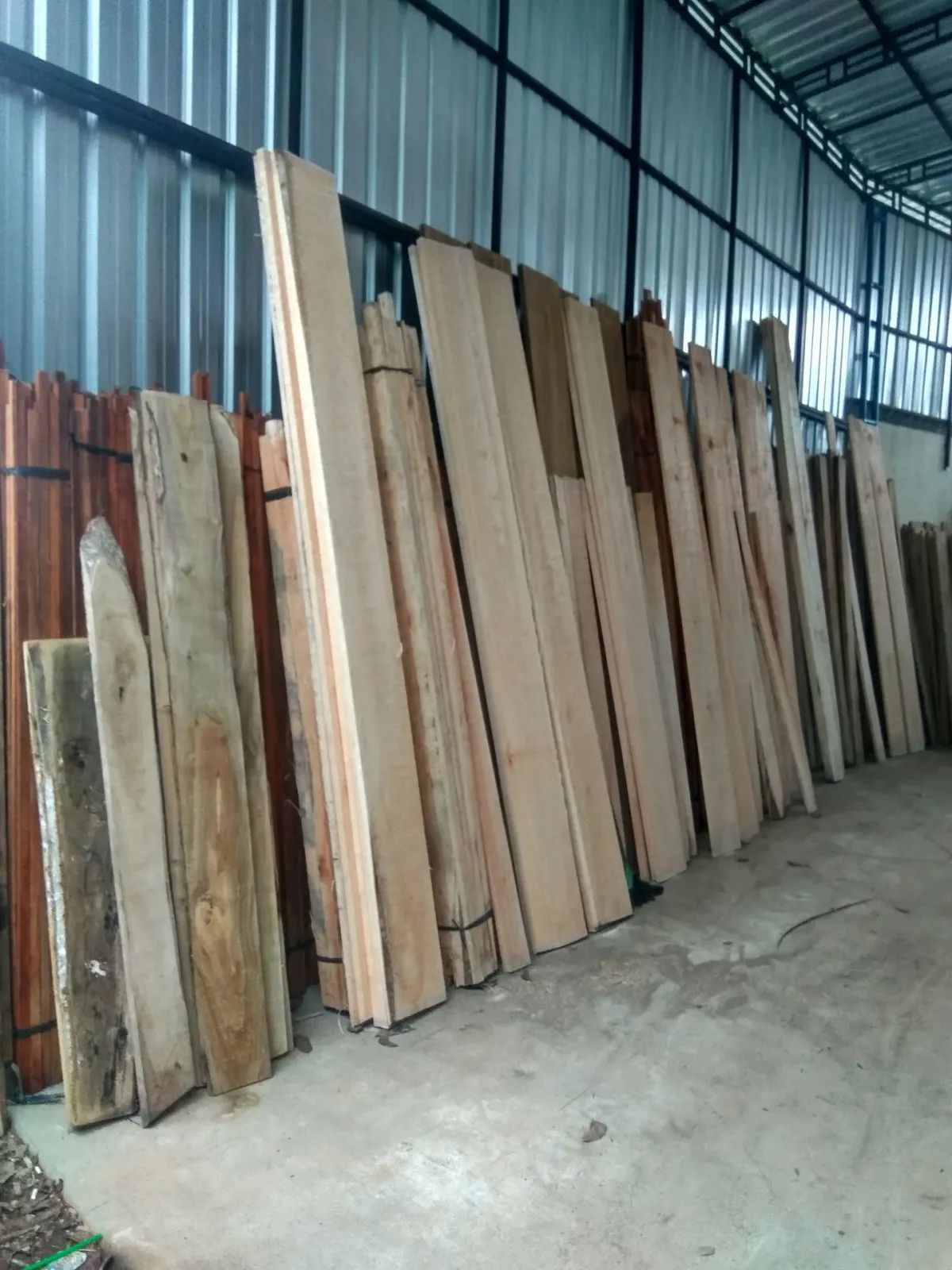 UD. KURNIA JAYA Penggergajian & Jual Beli Kayu Bahan Bangunan