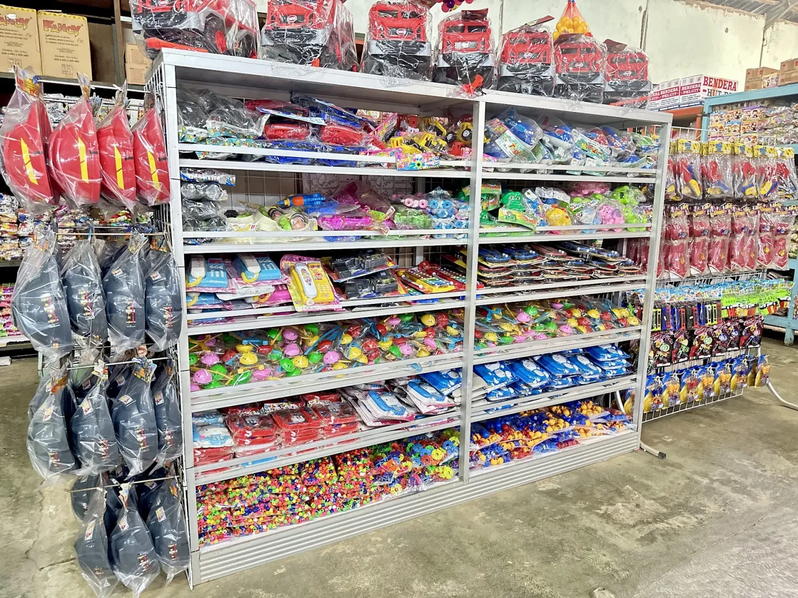 UD.RATNO TOYS