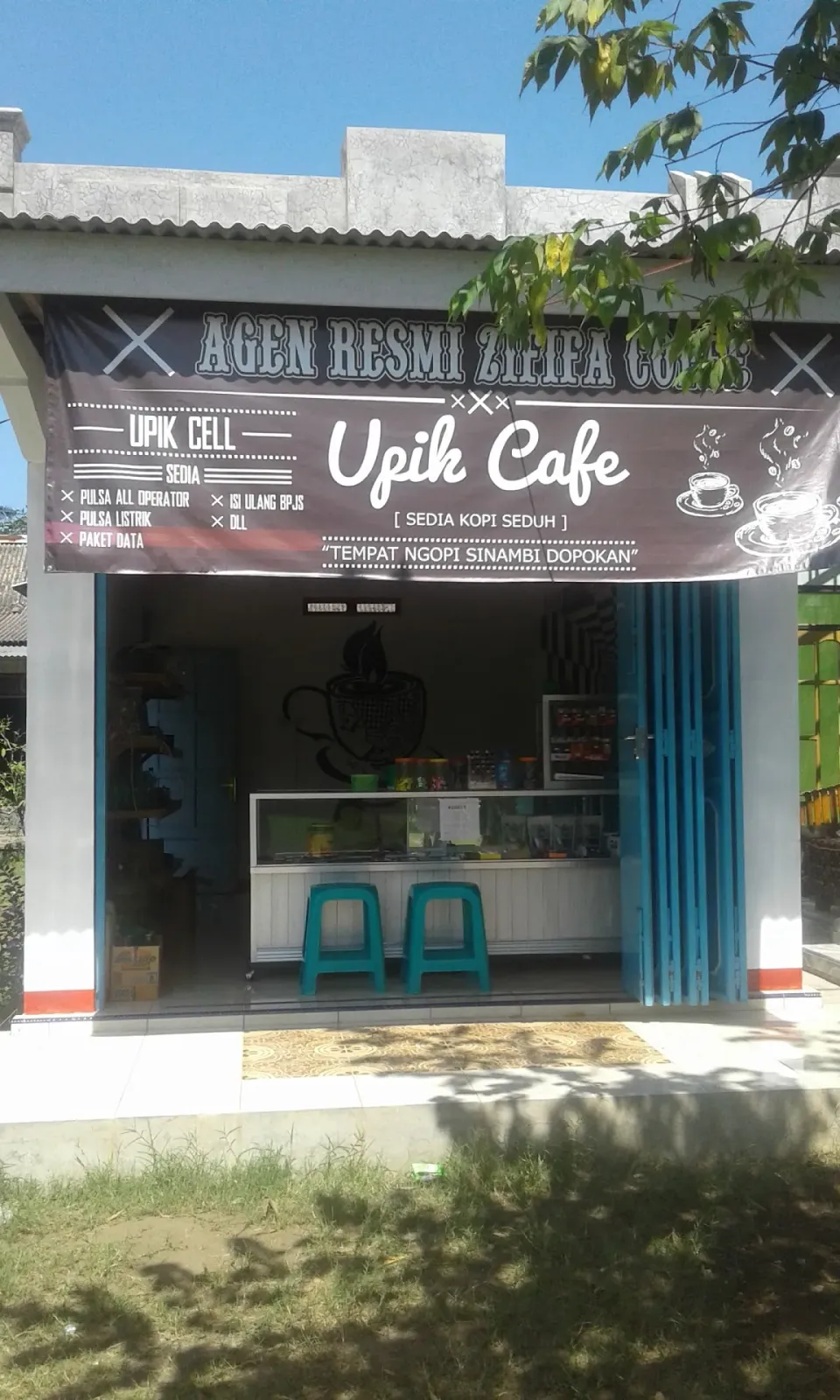 Upik_cell Dan Cafe
