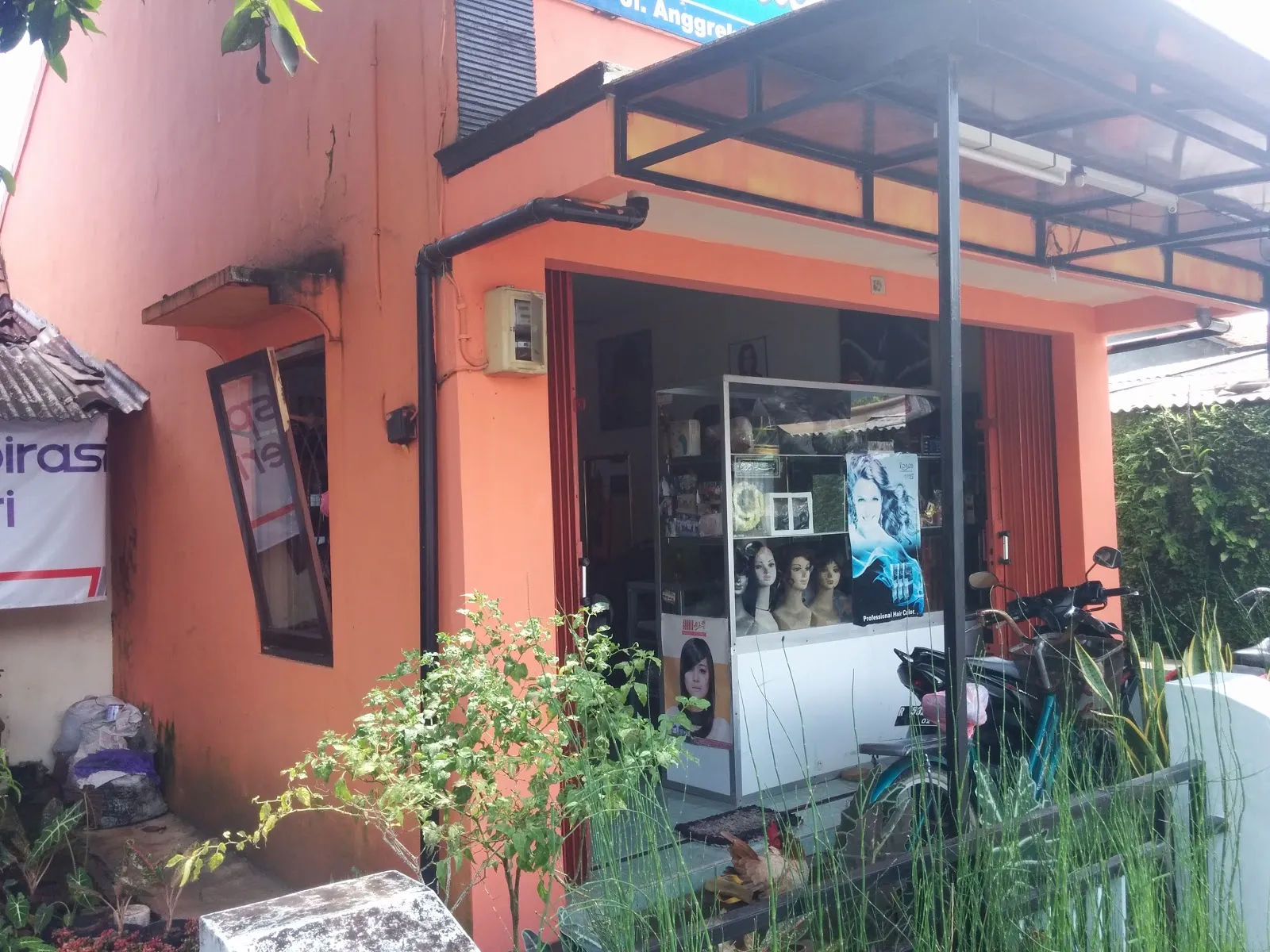 Wanti Salon