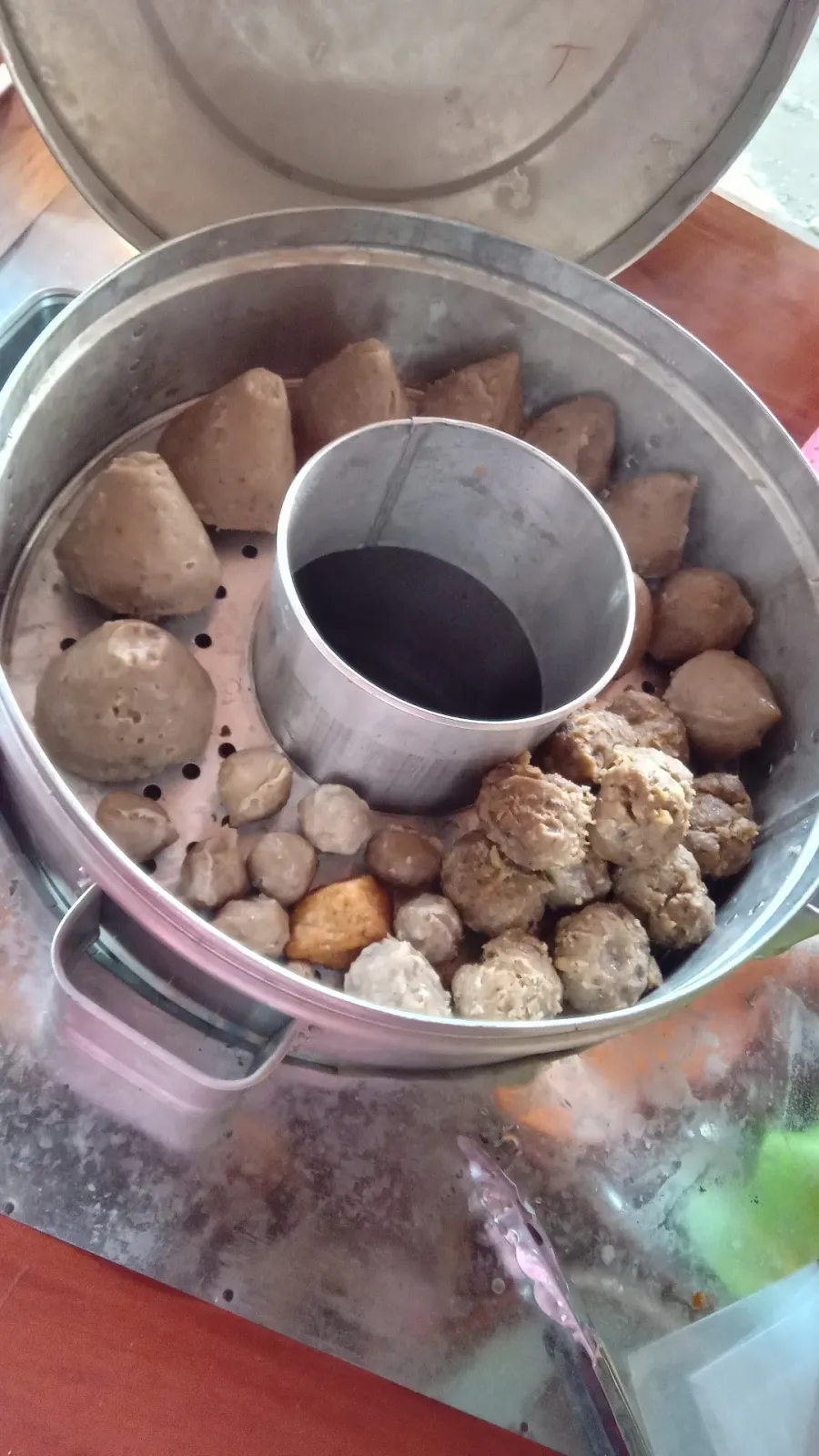 Warung bakso dan mie ayam bu admi