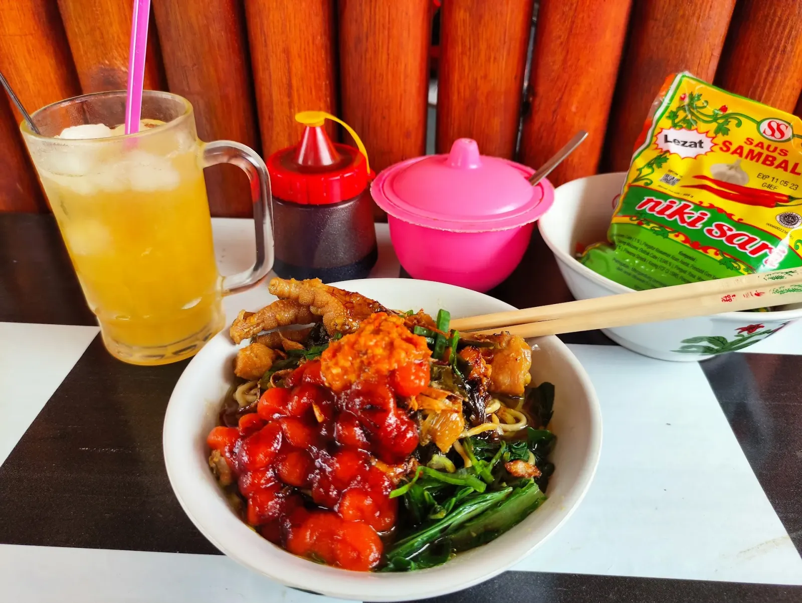 Warung Bakso Edy Dan OLshop Ummu Firdaus