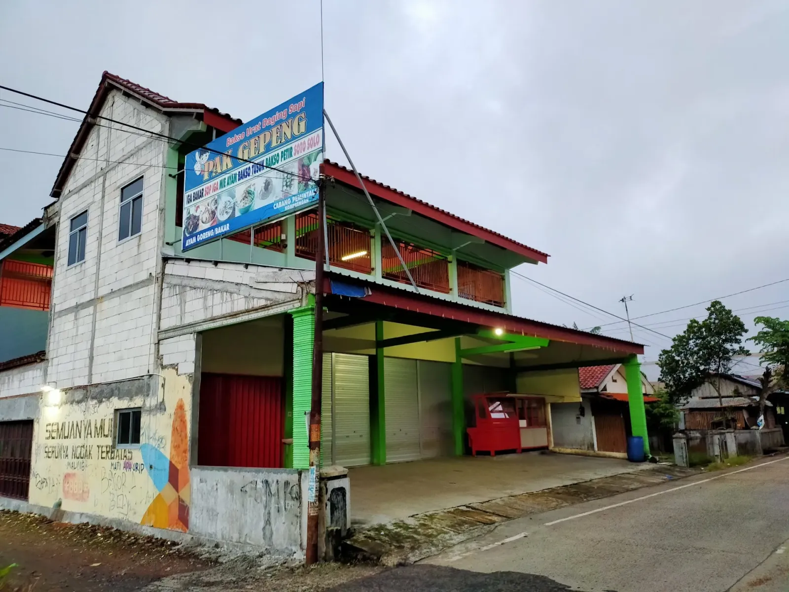 Warung Bakso urat pak gepeng