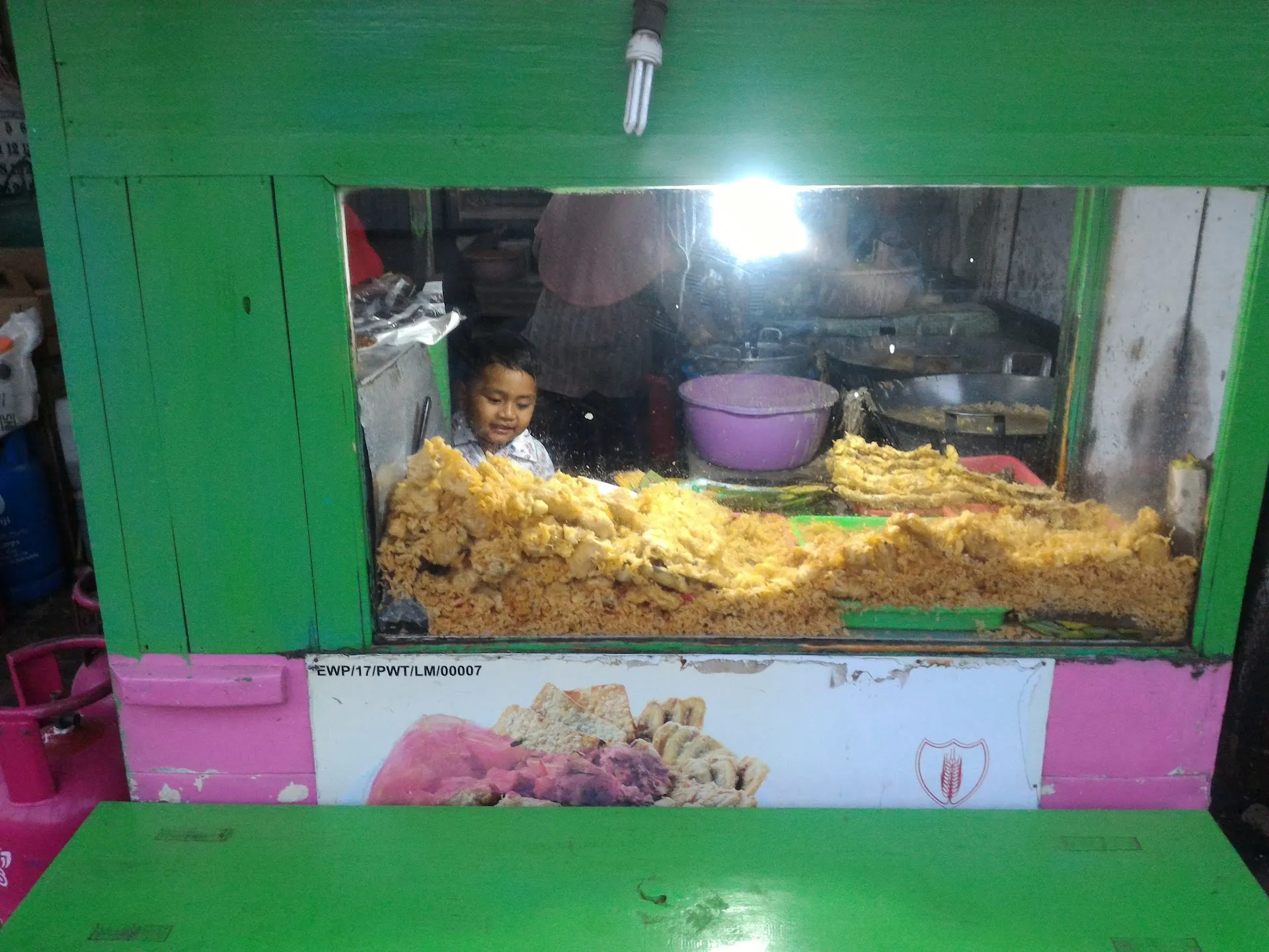 Warung Gorengan Pak Ahmad