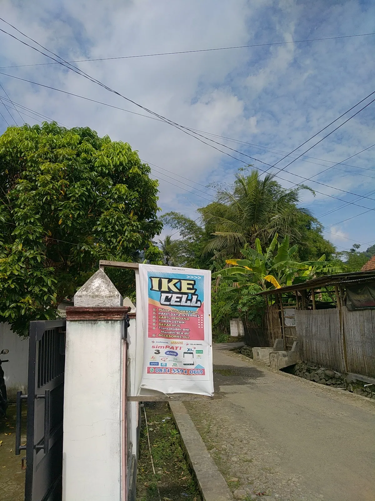Warung IKE, NF