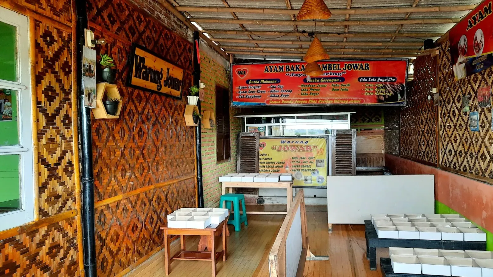 Warung Jowar (Ayam Geprek)