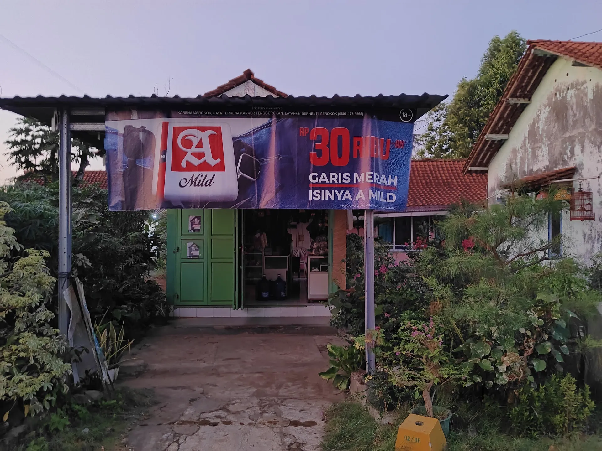 WARUNG & KONTER 25 CELL (ROIS SETYAWAN)