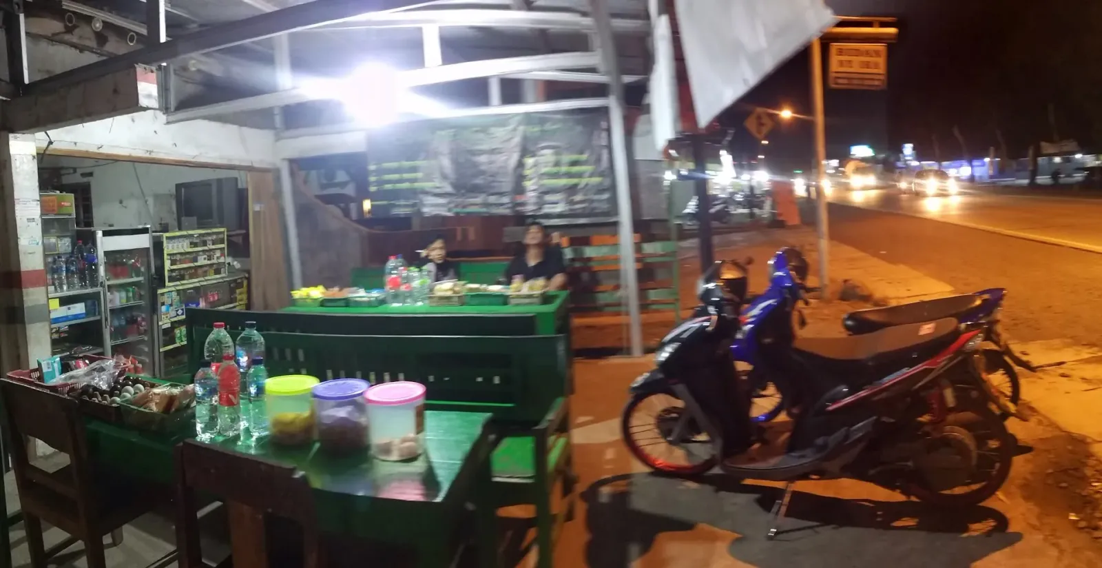 WARUNG KOPI NENG ZIZAH