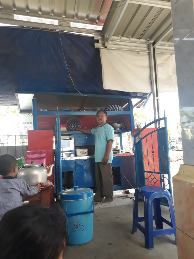 Warung Lesehan Pak Jakun