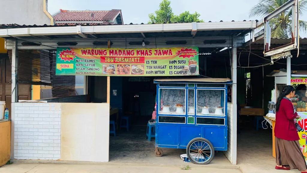 warung madang khas jawa Bu.Rasmiati