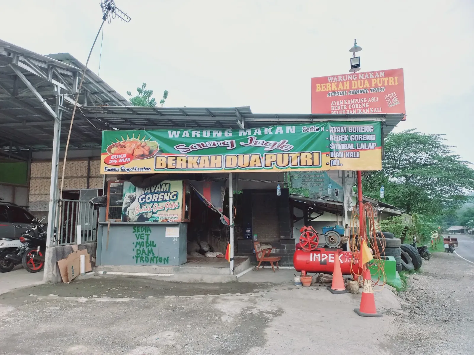Warung Makan Berkah Dua Putri