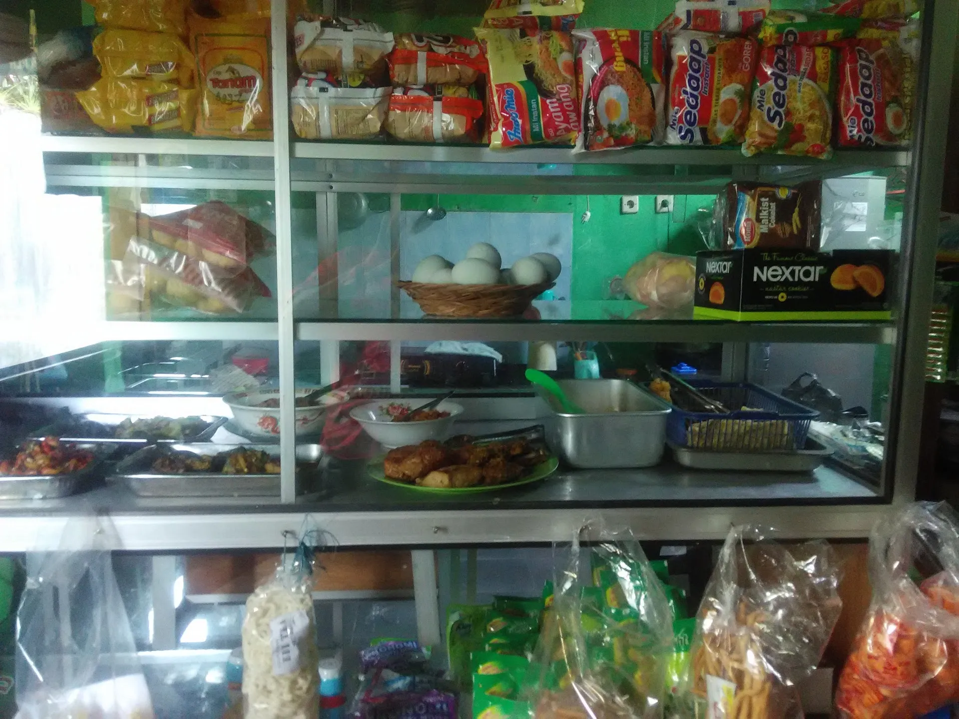 Warung Makan Bu Nanik Dan Sembako